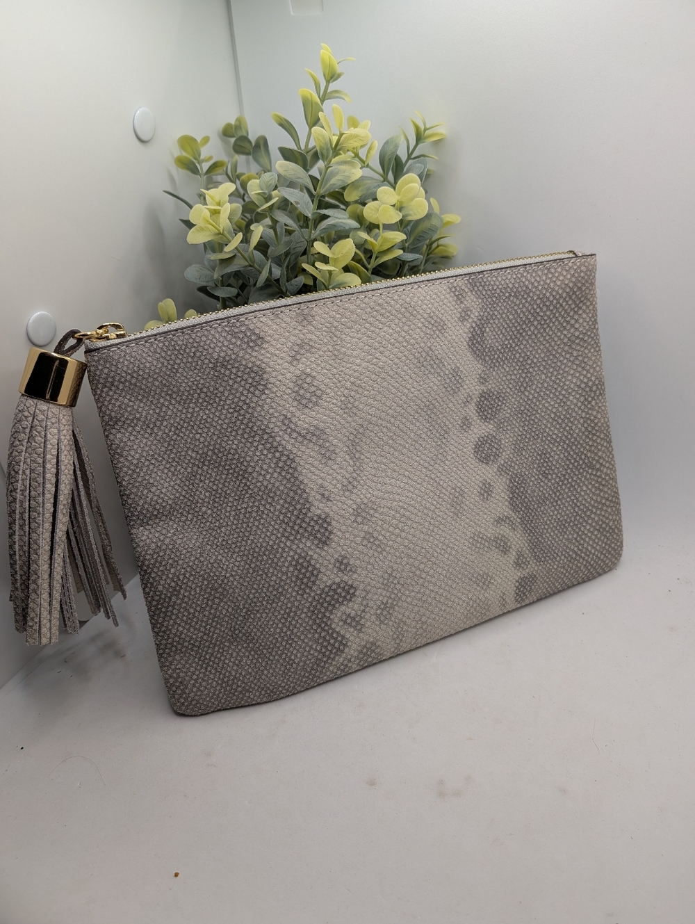GILI Gray Snake Print Genuine Leather Tassel Clutch